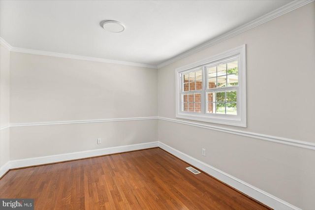 45 BOWLING FARM LN, Fredericksburg, VA 22406