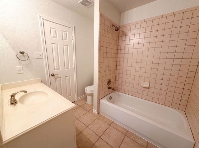 529 Olympia Street, Desoto, TX 75115