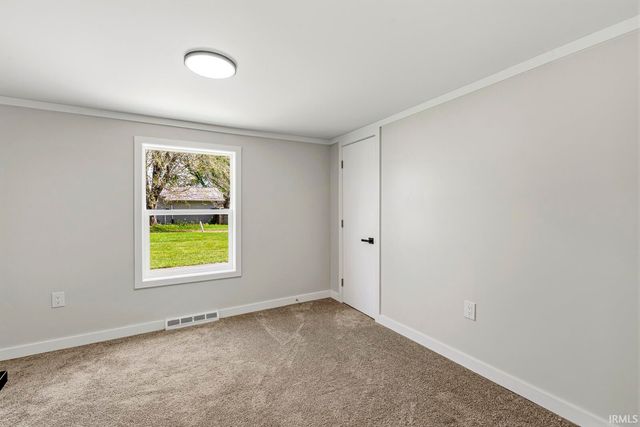 745 E 18th Street, Mishawaka, IN 46544