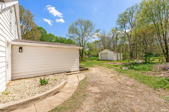 745 E 18th Street, Mishawaka, IN 46544