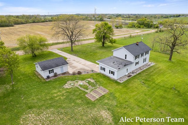 15727 40th Avenue, Coopersville, MI 49404