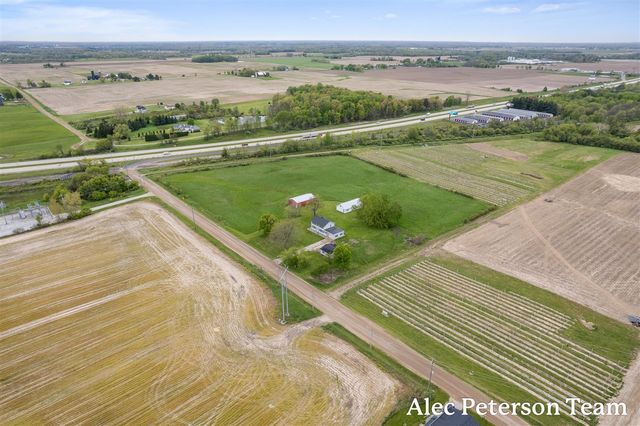 15727 40th Avenue, Coopersville, MI 49404