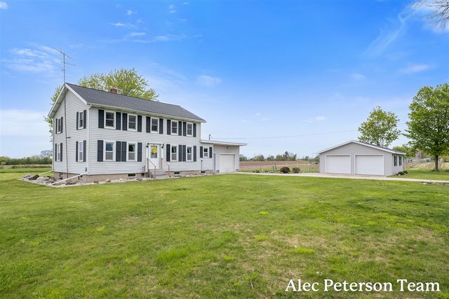 15727 40th Avenue, Coopersville, MI 49404