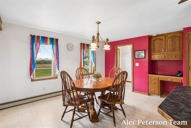 15727 40th Avenue, Coopersville, MI 49404