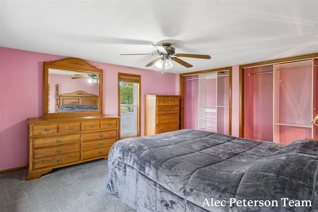 15727 40th Avenue, Coopersville, MI 49404