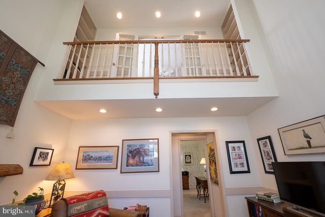 477 CHANDLEE DRIVE, Berwyn, PA 19312