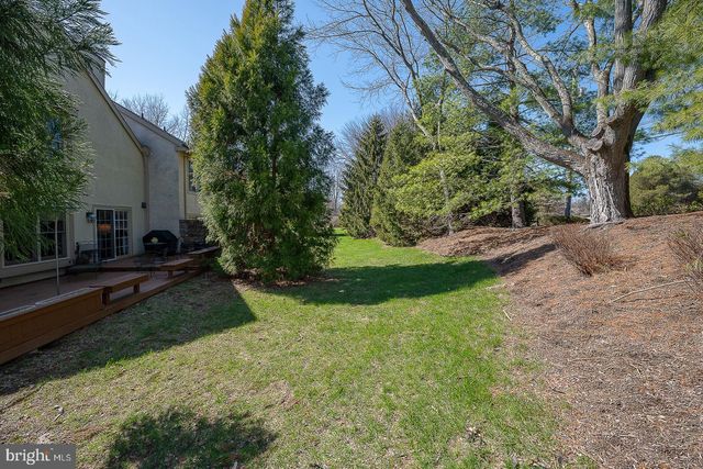 477 CHANDLEE DRIVE, Berwyn, PA 19312