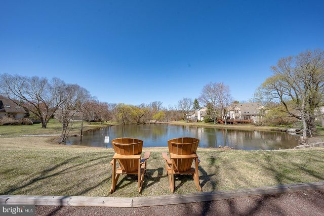477 CHANDLEE DRIVE, Berwyn, PA 19312