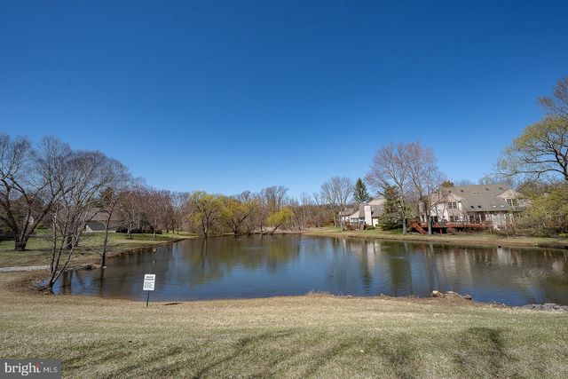 477 CHANDLEE DRIVE, Berwyn, PA 19312