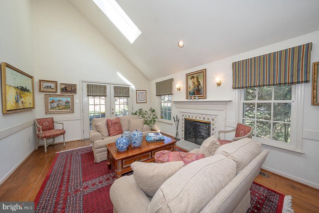 477 CHANDLEE DRIVE, Berwyn, PA 19312
