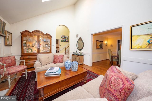 477 CHANDLEE DRIVE, Berwyn, PA 19312