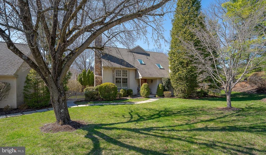 477 CHANDLEE DRIVE, Berwyn, PA 19312