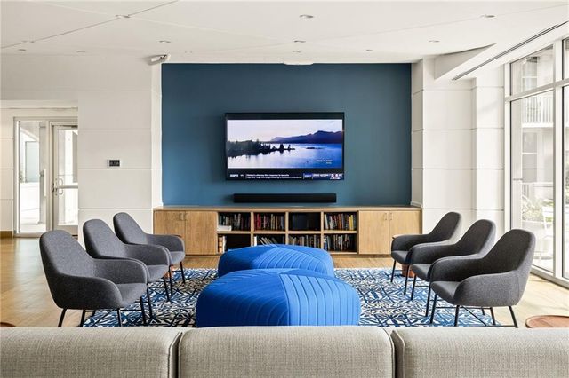 943 Peachtree NE Street 1411, Atlanta, GA 30309