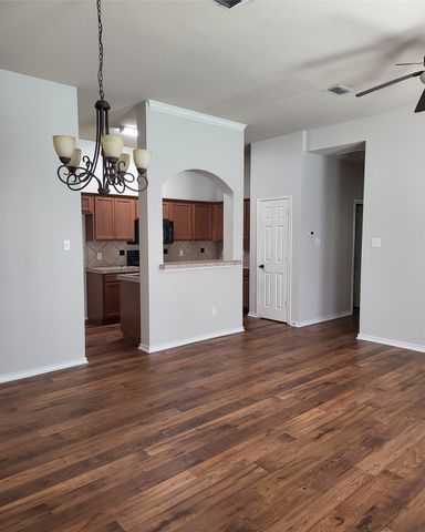 1404 Piedmont Drive, Mansfield, TX 76063