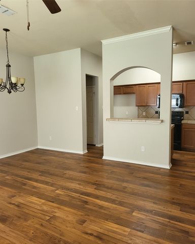 1404 Piedmont Drive, Mansfield, TX 76063