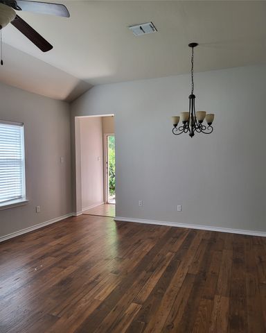 1404 Piedmont Drive, Mansfield, TX 76063