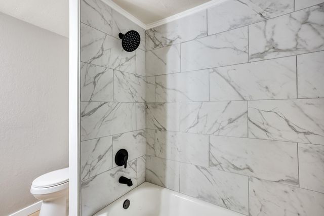 1732 S Santa Fe, Wichita, KS 67211