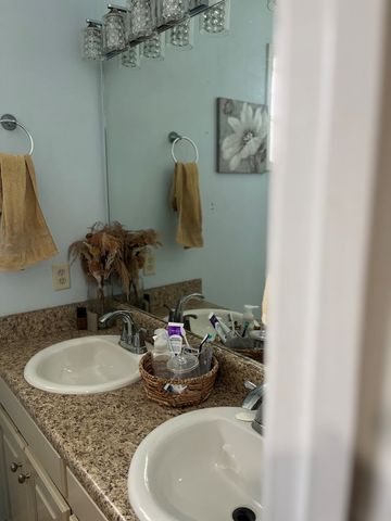 107 Rosewood Dr., Dothan, AL 36301
