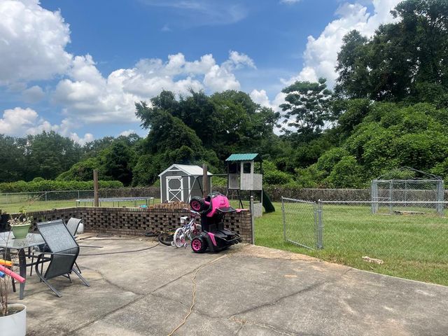 107 Rosewood Dr., Dothan, AL 36301