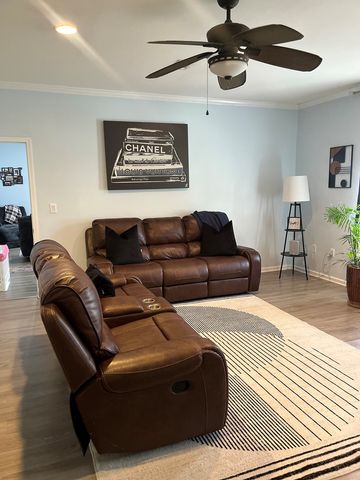 107 Rosewood Dr., Dothan, AL 36301