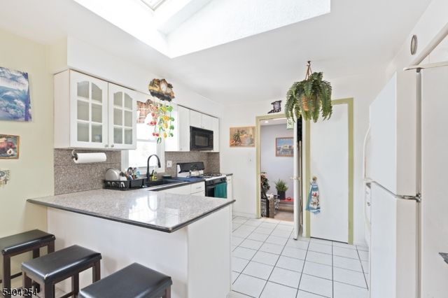 220 Montrose Ave, South Plainfield Boro, NJ 07080