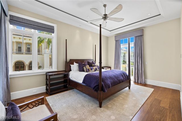 1270 Gulf Shore BLVD S, Naples, FL 34102