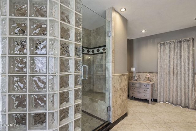 8119 E PARKVIEW Lane, Scottsdale, AZ 85255