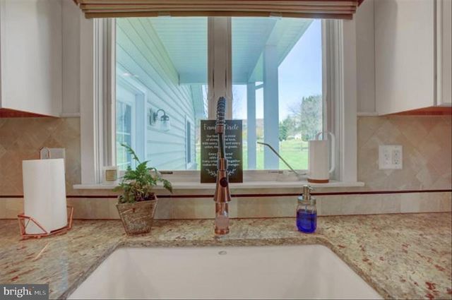 70 CENTRAL VIEW RD, Dillsburg, PA 17019
