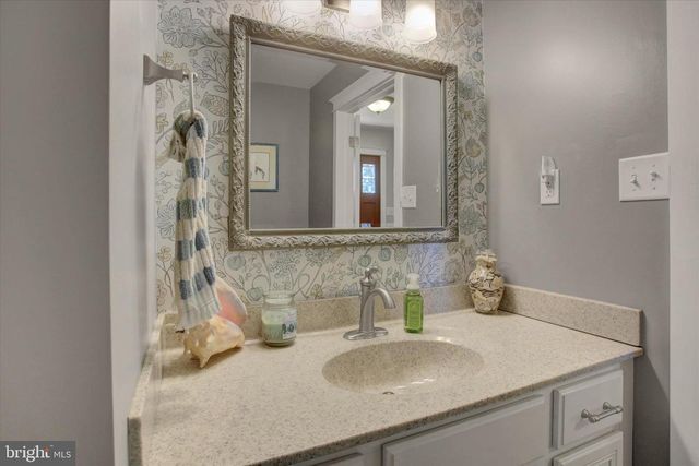 70 CENTRAL VIEW RD, Dillsburg, PA 17019