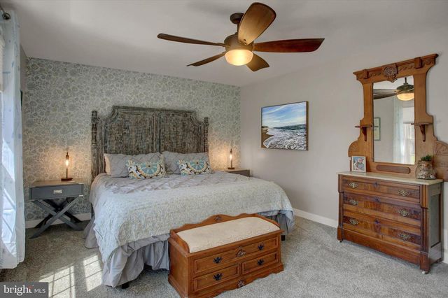 70 CENTRAL VIEW RD, Dillsburg, PA 17019