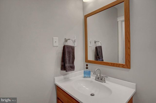 70 CENTRAL VIEW RD, Dillsburg, PA 17019