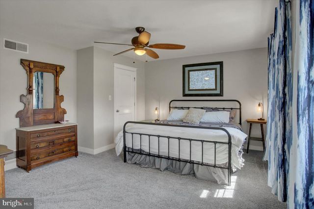 70 CENTRAL VIEW RD, Dillsburg, PA 17019