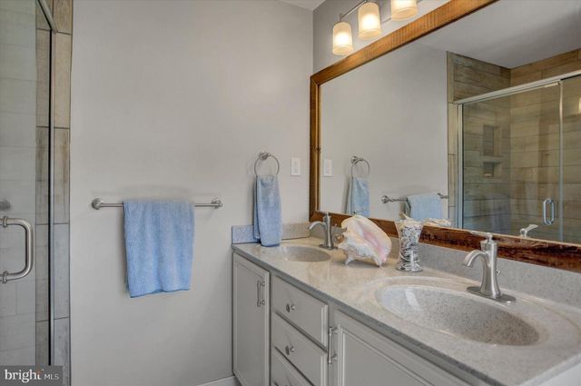 70 CENTRAL VIEW RD, Dillsburg, PA 17019