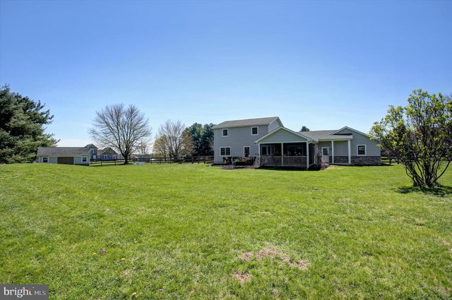 70 CENTRAL VIEW RD, Dillsburg, PA 17019