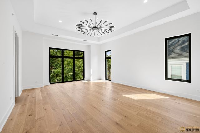 1143 Clinton Avenue, Oak Park, IL 60304