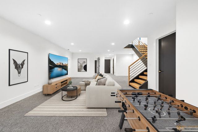 1143 Clinton Avenue, Oak Park, IL 60304