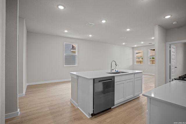 5627 Franklin Hills, Von Ormy, TX 78073