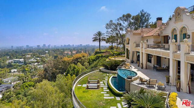10066 Cielo Drive, Beverly Hills, CA 90210