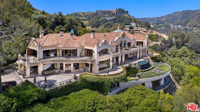 10066 Cielo Drive, Beverly Hills, CA 90210