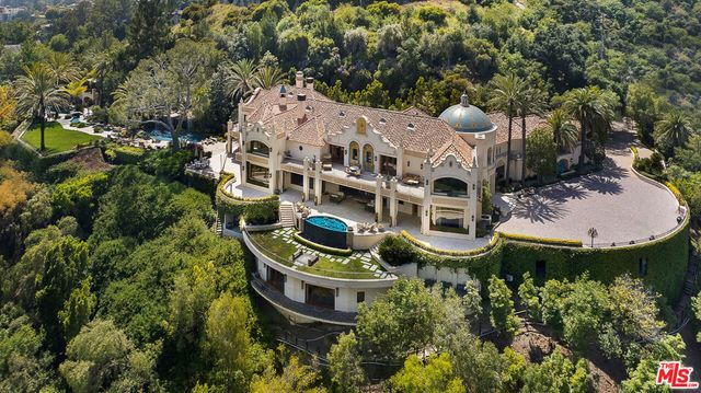 10066 Cielo Drive, Beverly Hills, CA 90210