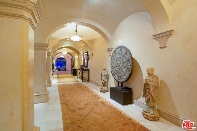 10066 Cielo Drive, Beverly Hills, CA 90210