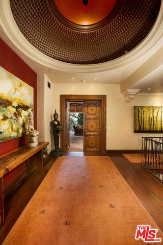 10066 Cielo Drive, Beverly Hills, CA 90210