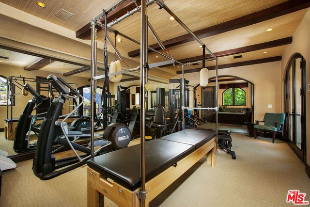 10066 Cielo Drive, Beverly Hills, CA 90210