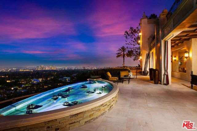 10066 Cielo Drive, Beverly Hills, CA 90210