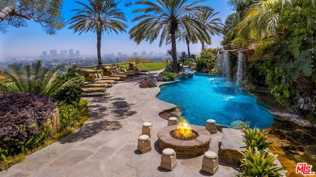10066 Cielo Drive, Beverly Hills, CA 90210