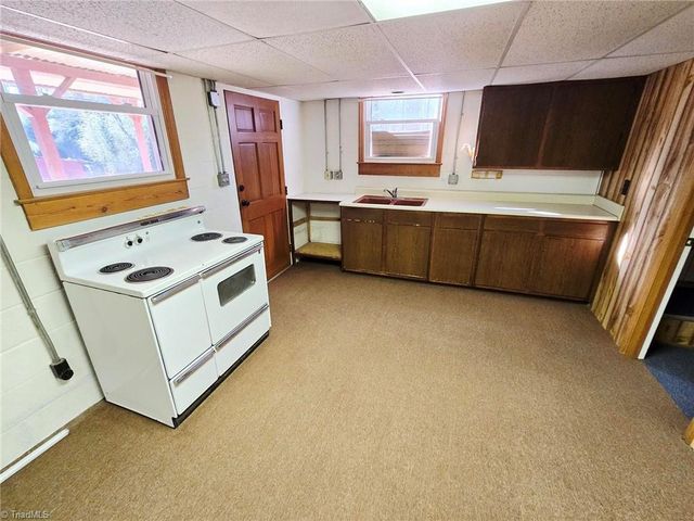 3144 NC Highway 62 E, Liberty, NC 27298