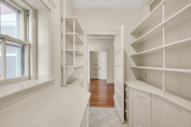 457 Washington 2, Newton, MA 02458