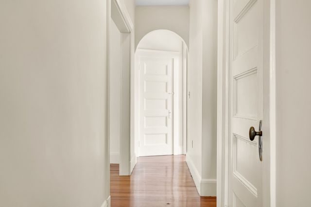 457 Washington 2, Newton, MA 02458