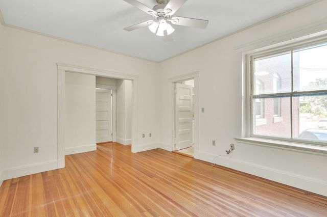 457 Washington 2, Newton, MA 02458