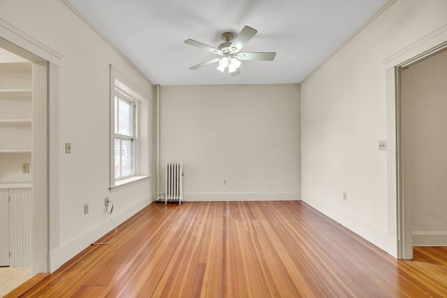 457 Washington 2, Newton, MA 02458
